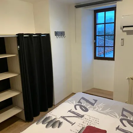 Naturiste Le Jardin Des Hirondelles 3*