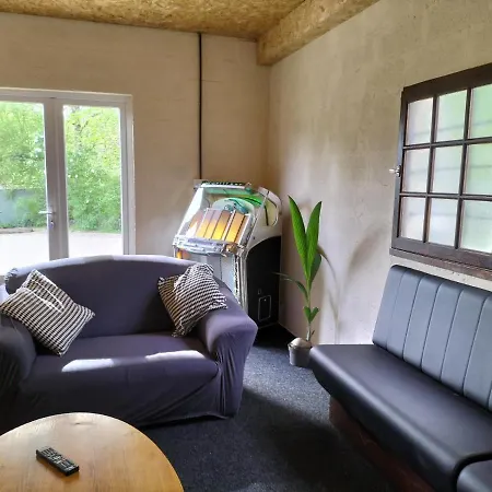 Naturiste Le Jardin Des Hirondelles Panzió Blanzaguet-Saint-Cybard