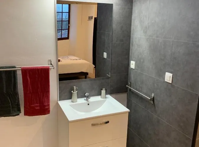 Naturiste Le Jardin Des Hirondelles 3* Blanzaguet-Saint-Cybard