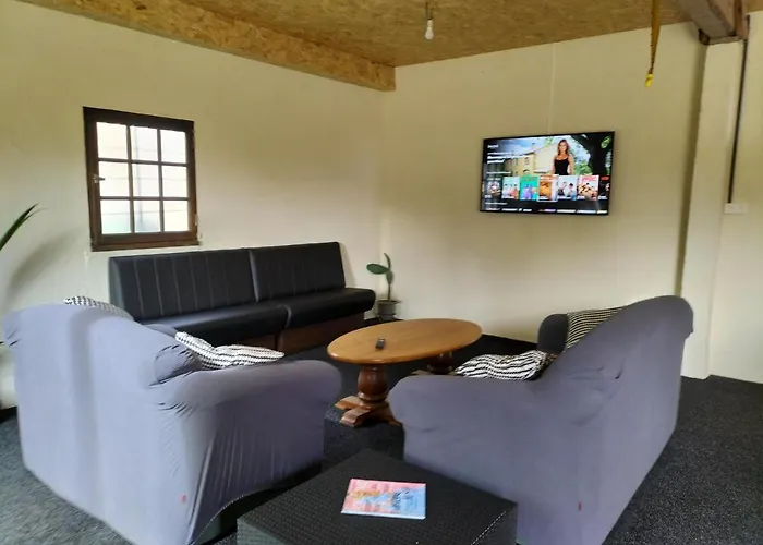 Naturiste Le Jardin Des Hirondelles Bed & Breakfast