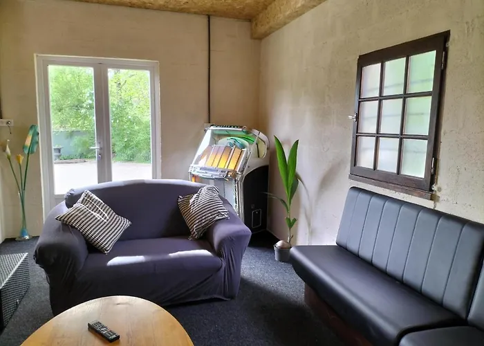 Naturiste Le Jardin Des Hirondelles Bed & Breakfast Blanzaguet-Saint-Cybard