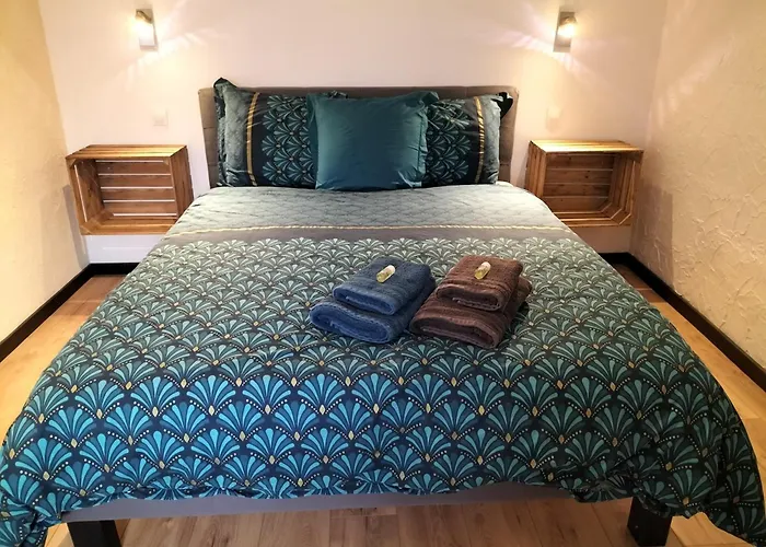 Bed & Breakfast Naturiste Le Jardin Des Hirondelles Blanzaguet-Saint-Cybard